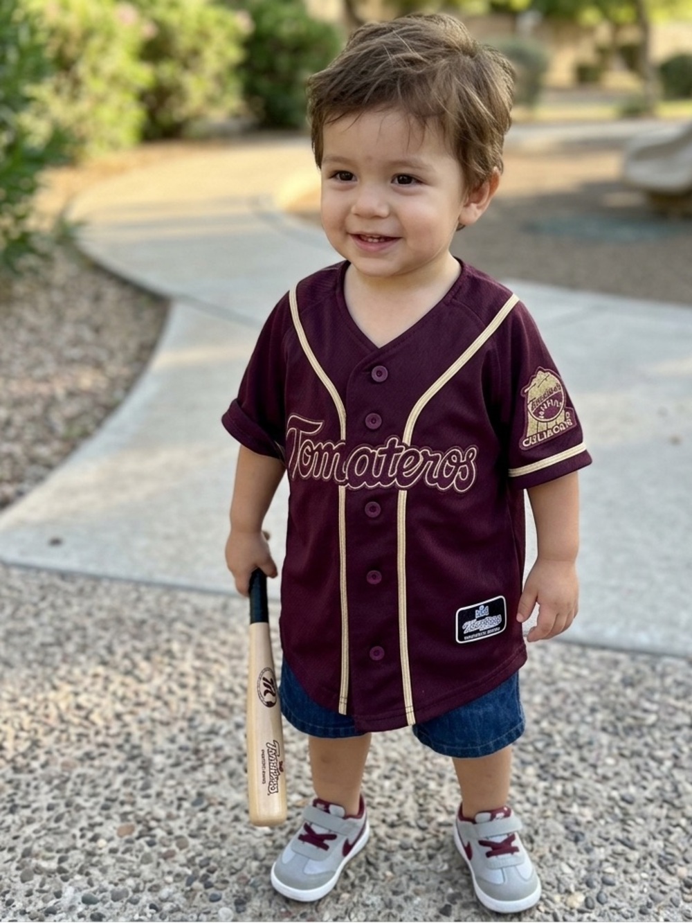 Authentic Tomateros De Culiacán Kids Jersey, size 4, Excellent Condition.